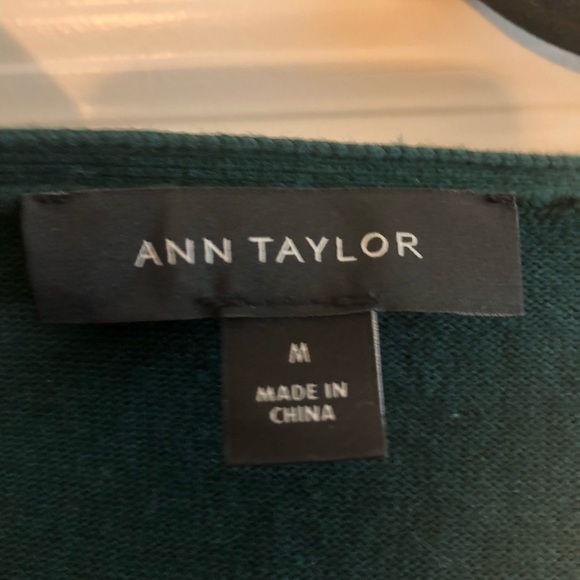 Ann Taylor dark green sweater - Picture 4 of 5